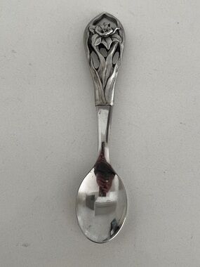VINTAGE 1992 Seagull Pewter Daffodil Small Spoon Floral Traditional Springtime